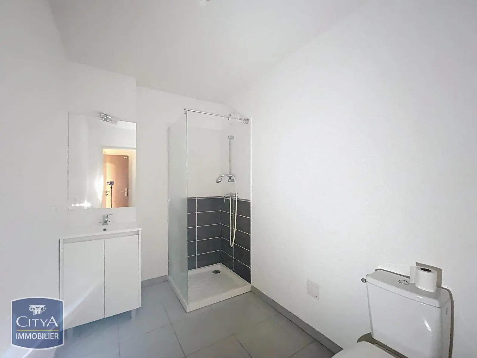 Photo 4 Appartement 1 pièce 23.98m²