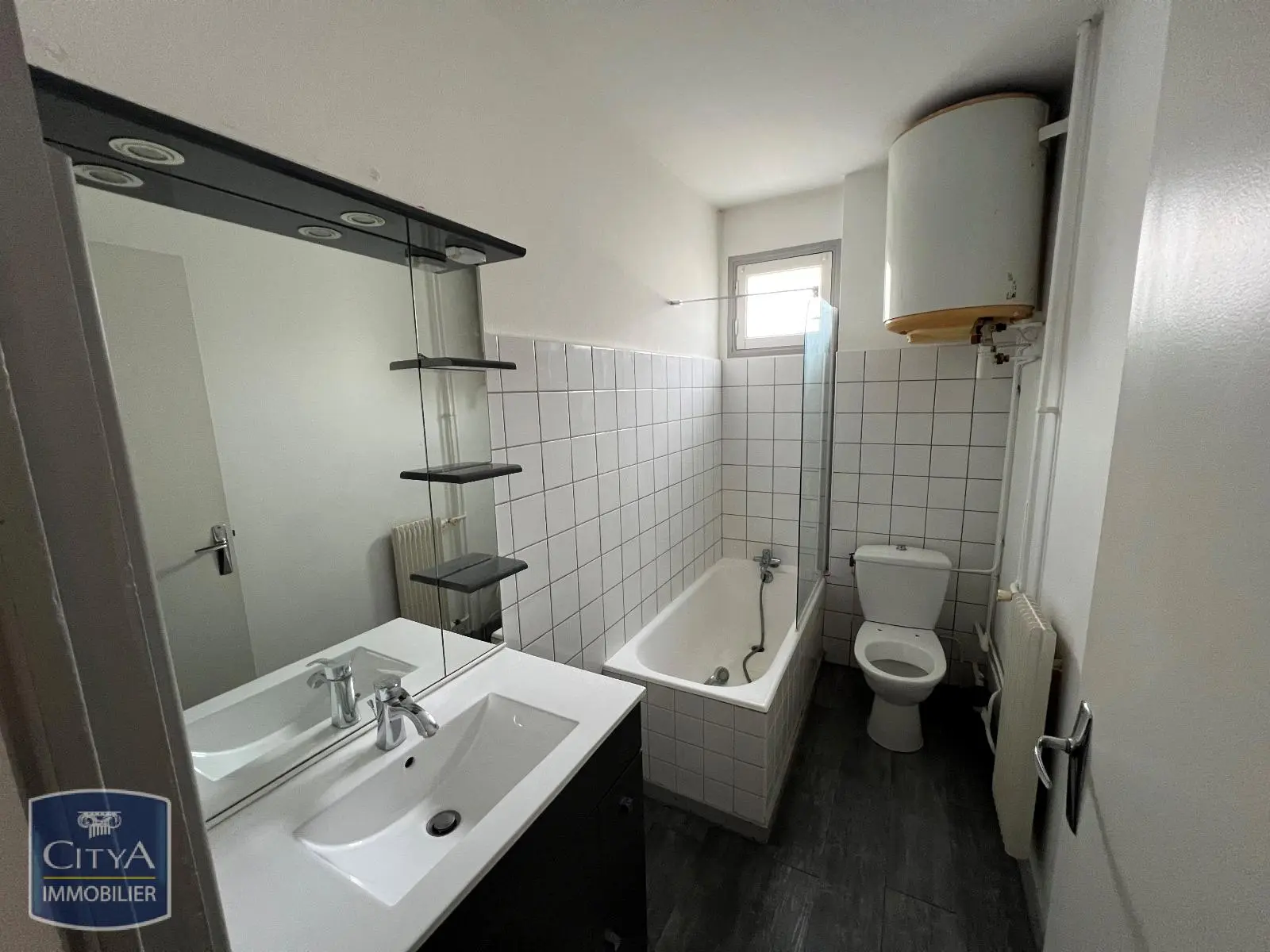 Photo 2 Appartement 1 pièce 29m²
