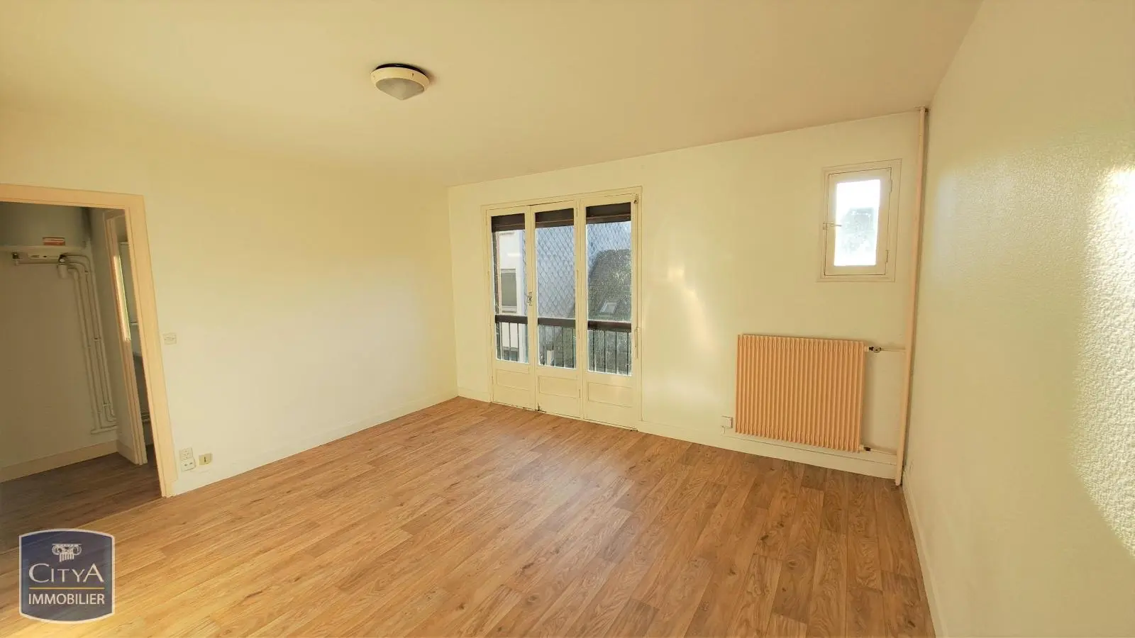 Photo 2 Appartement 1 pièce 27m²