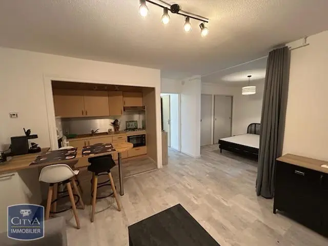 Photo 2 Appartement 1 pièce 35m²