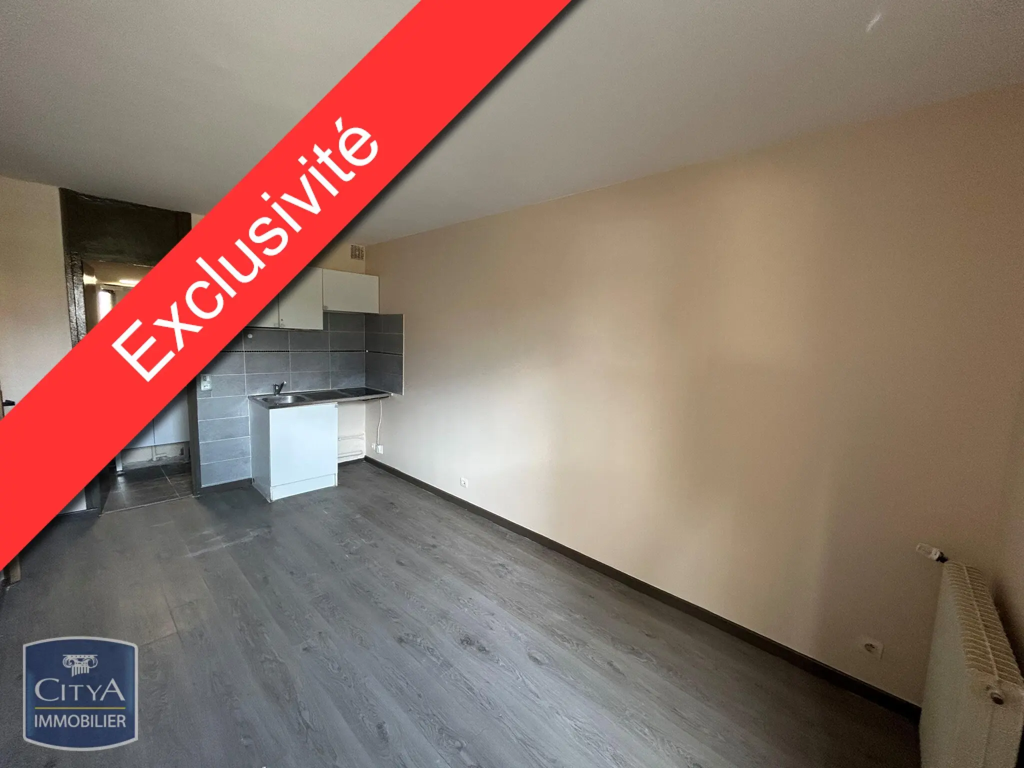 Photo 1 Appartement 1 pièce 17.1m²