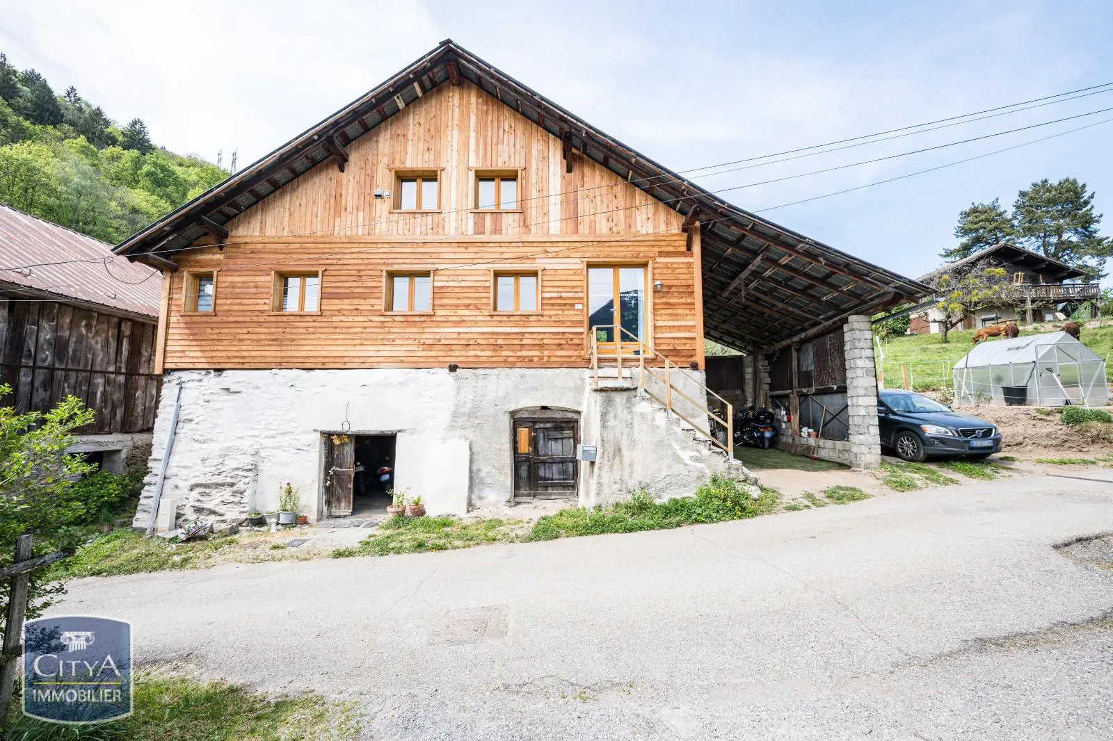 Photo 1 Maison 5 pièces 126m²