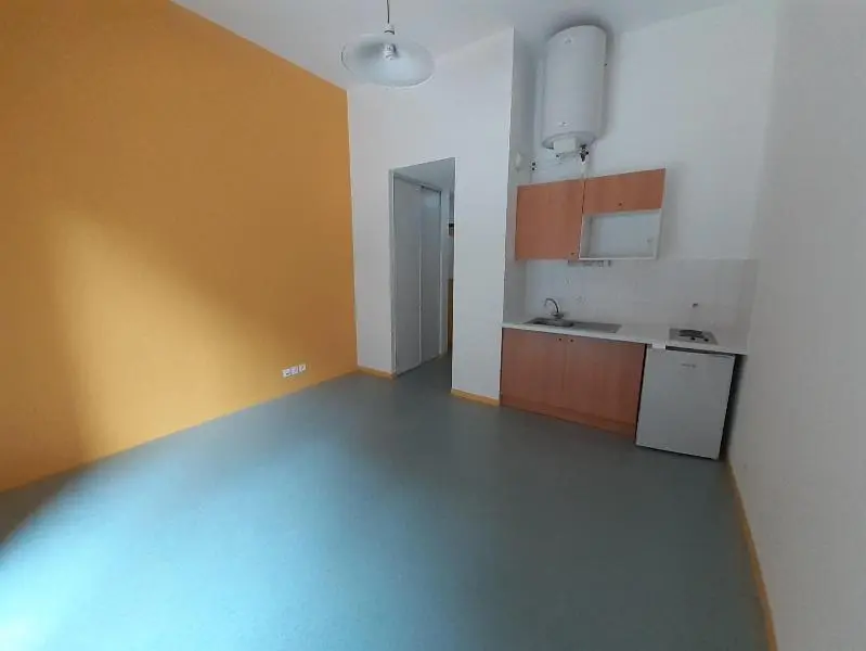 Photo 2 Appartement 1 pièce 23.27m²