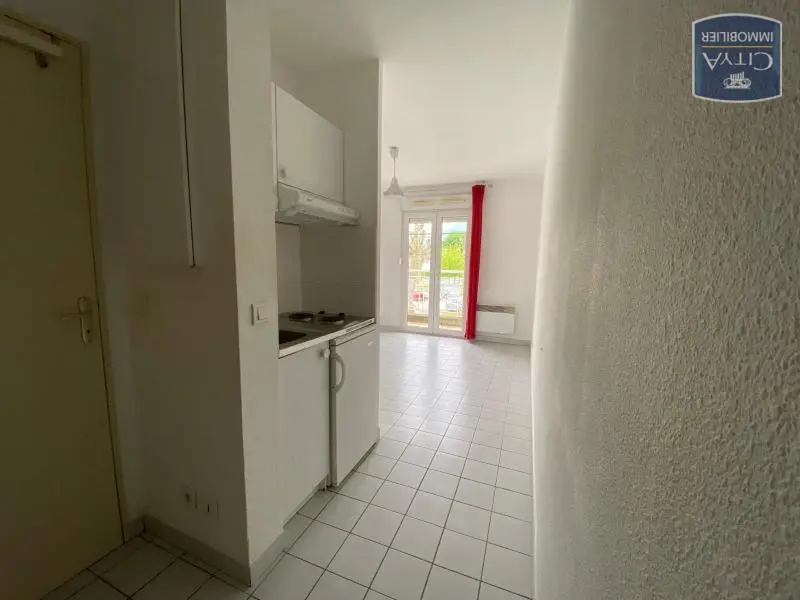 Photo 1 Appartement 1 pièce 17.8m²