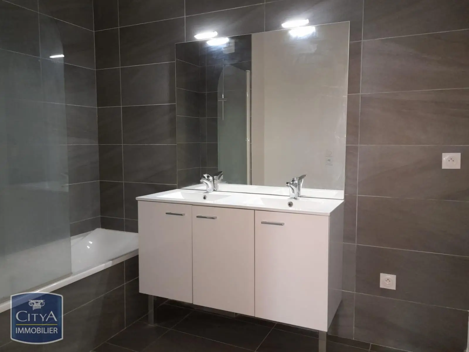 Photo 7 Appartement 4 pièces 83m²
