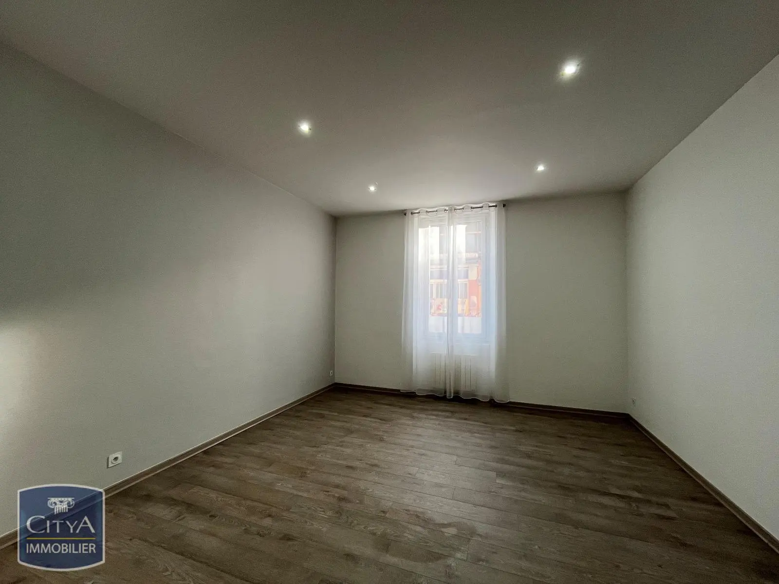 Photo 2 Appartement 2 pièces 56.46m²