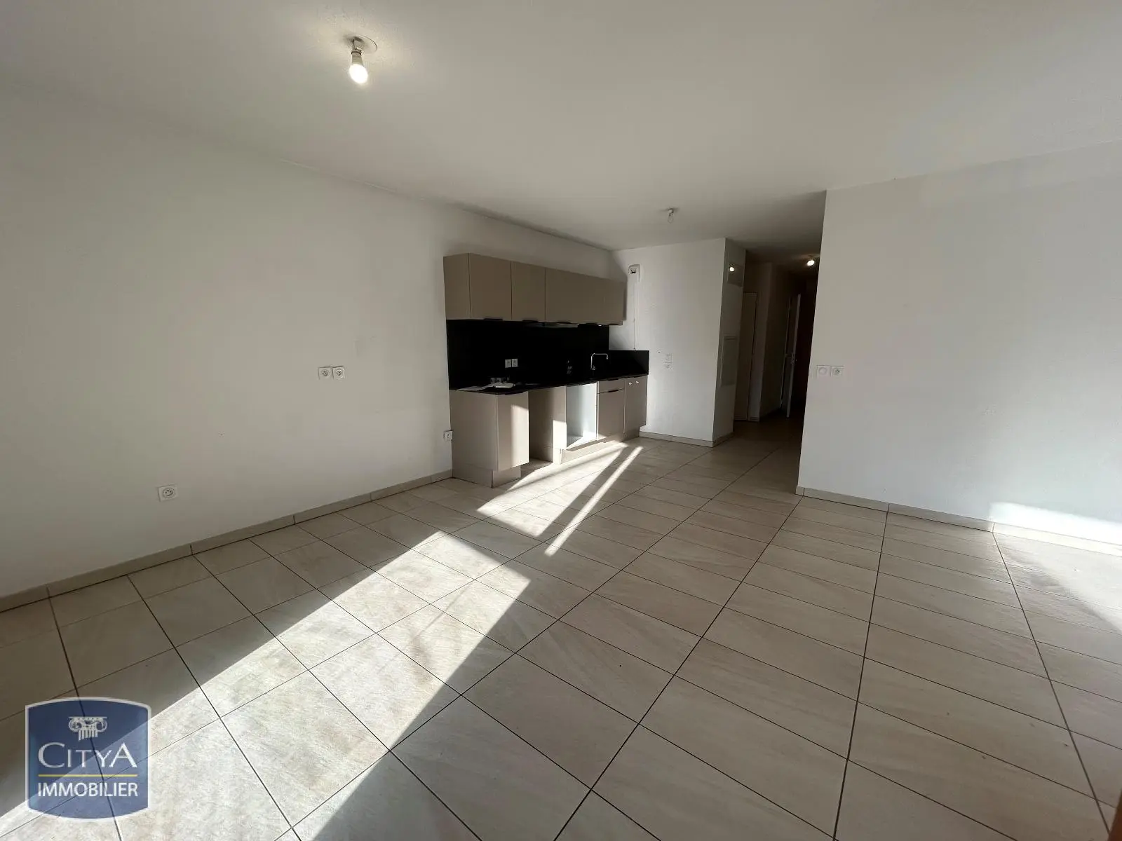 Photo 2 Appartement 4 pièces 82.59m²