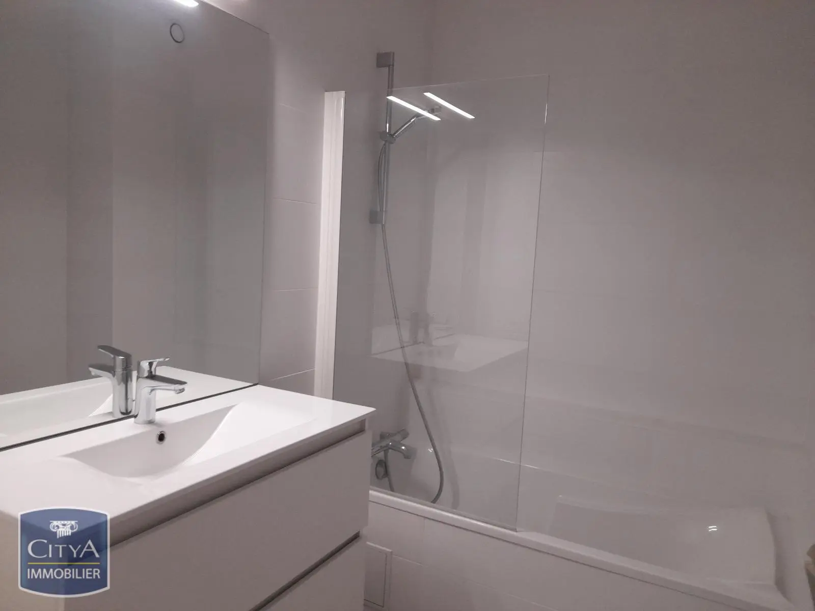 Photo 2 appartement Grenoble