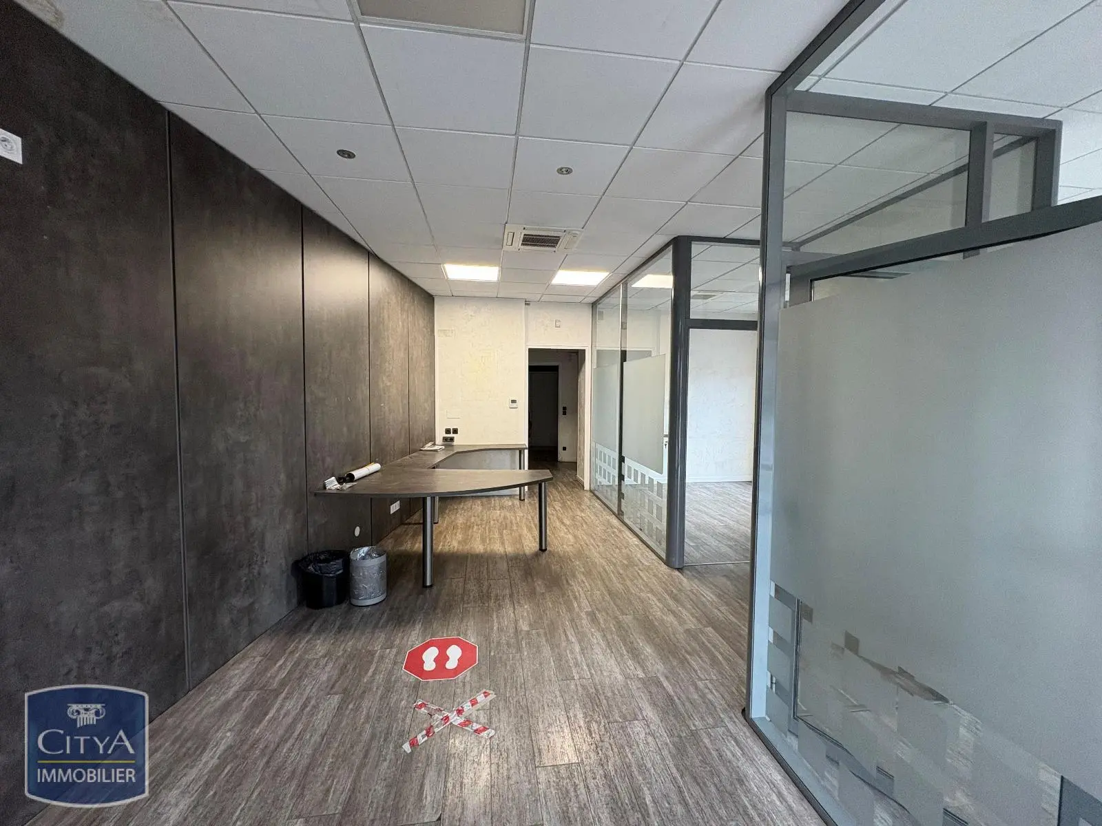 Photo 8 Local Commercial