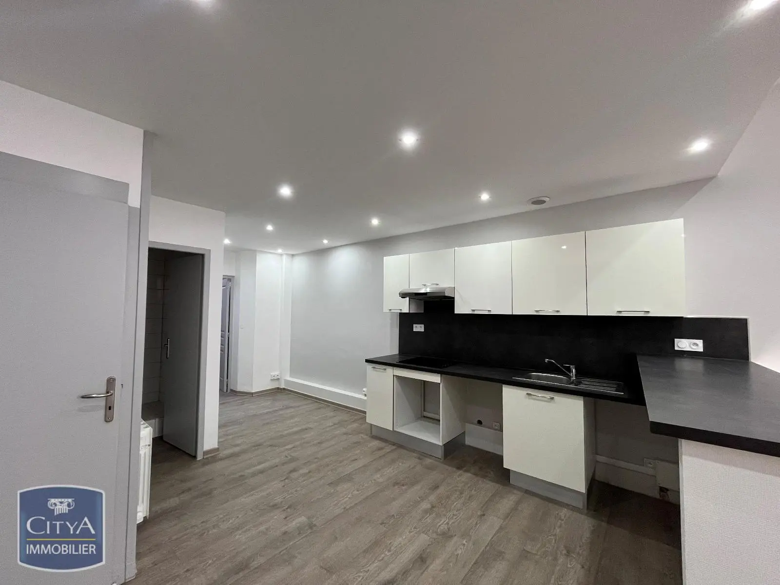 Photo 4 Appartement 2 pièces 56.46m²