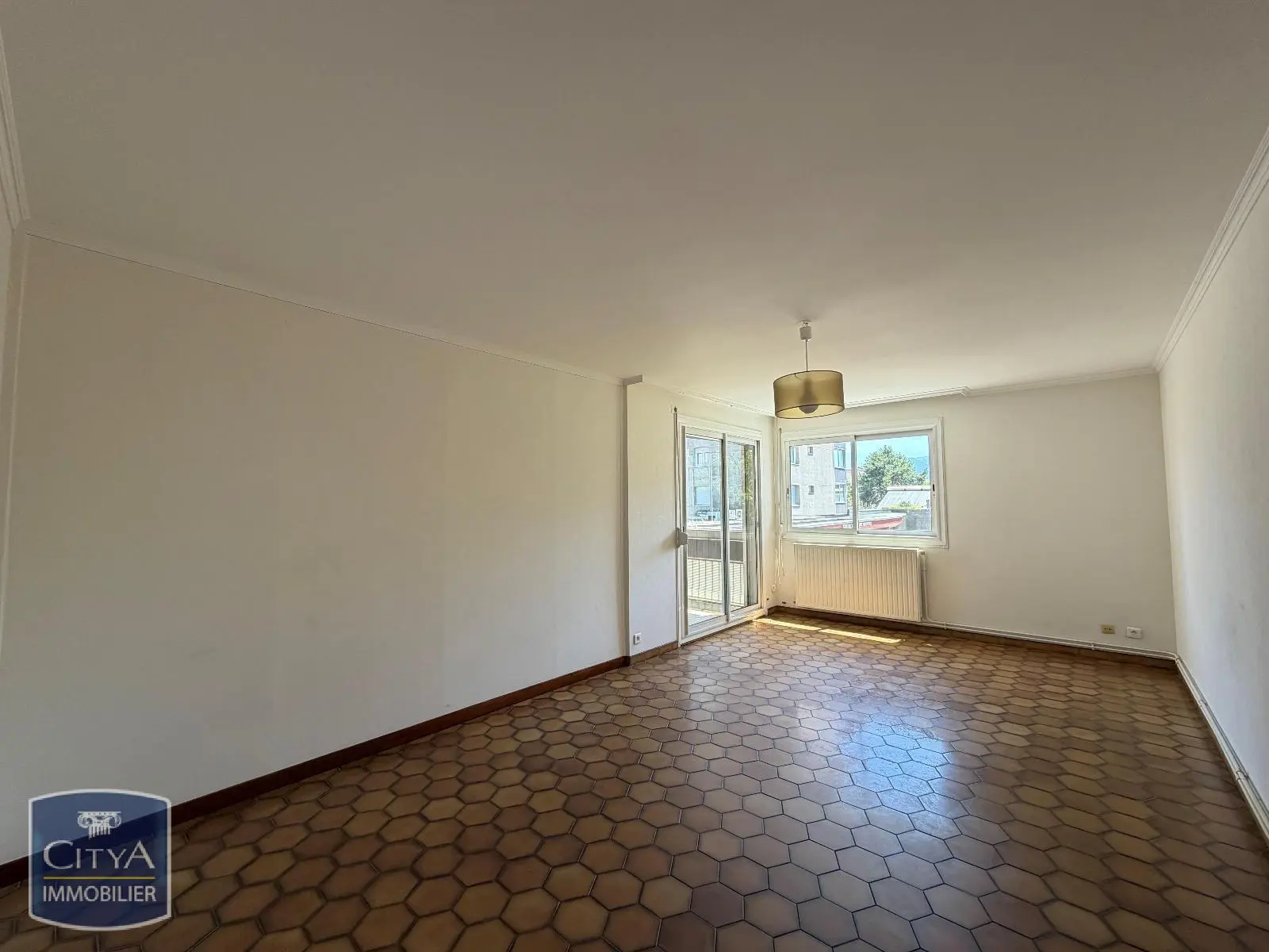 Photo 1 Appartement 4 pièces 87.77m²