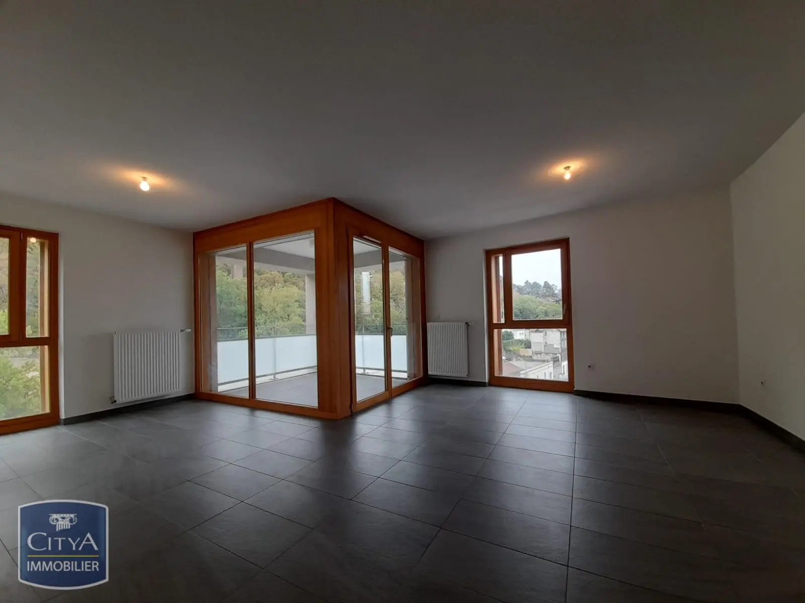 Photo 1 Appartement 4 pièces 83m²
