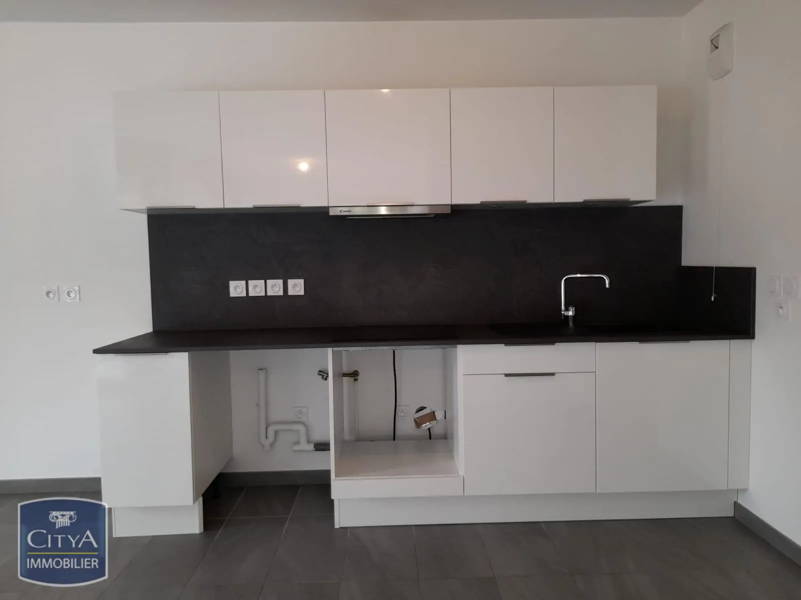 Photo 3 Appartement 4 pièces 83m²