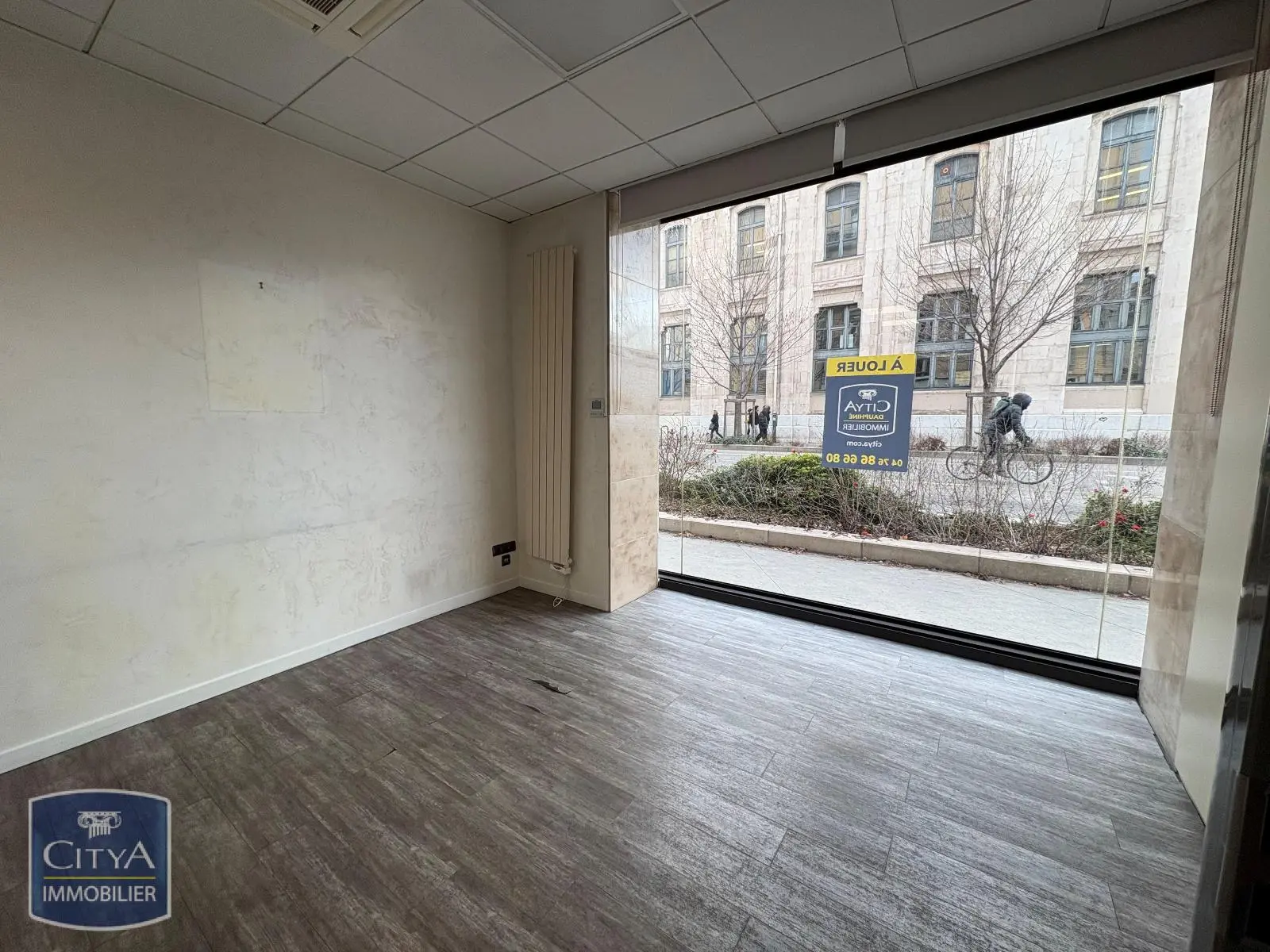 Photo 3 Local Commercial