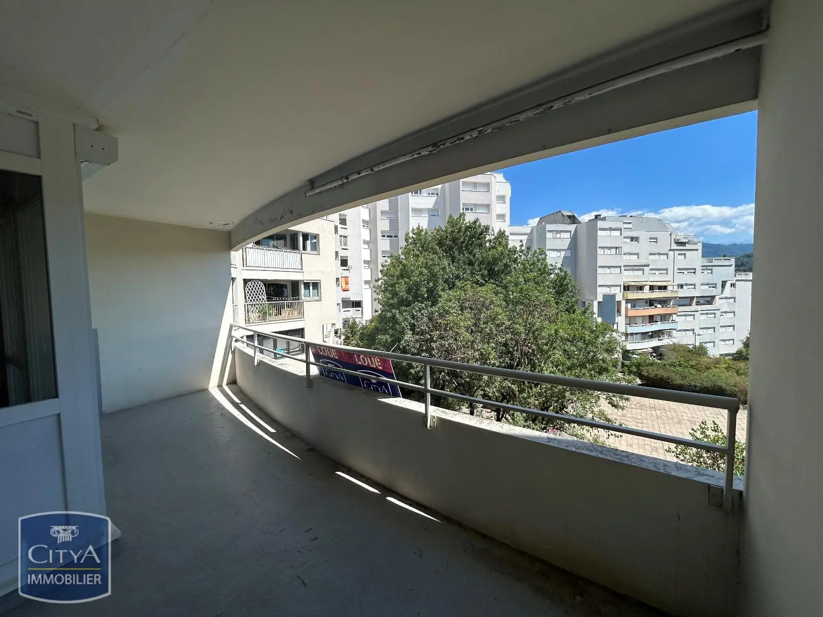 Photo 10 Appartement 5 pièces 101.25m²