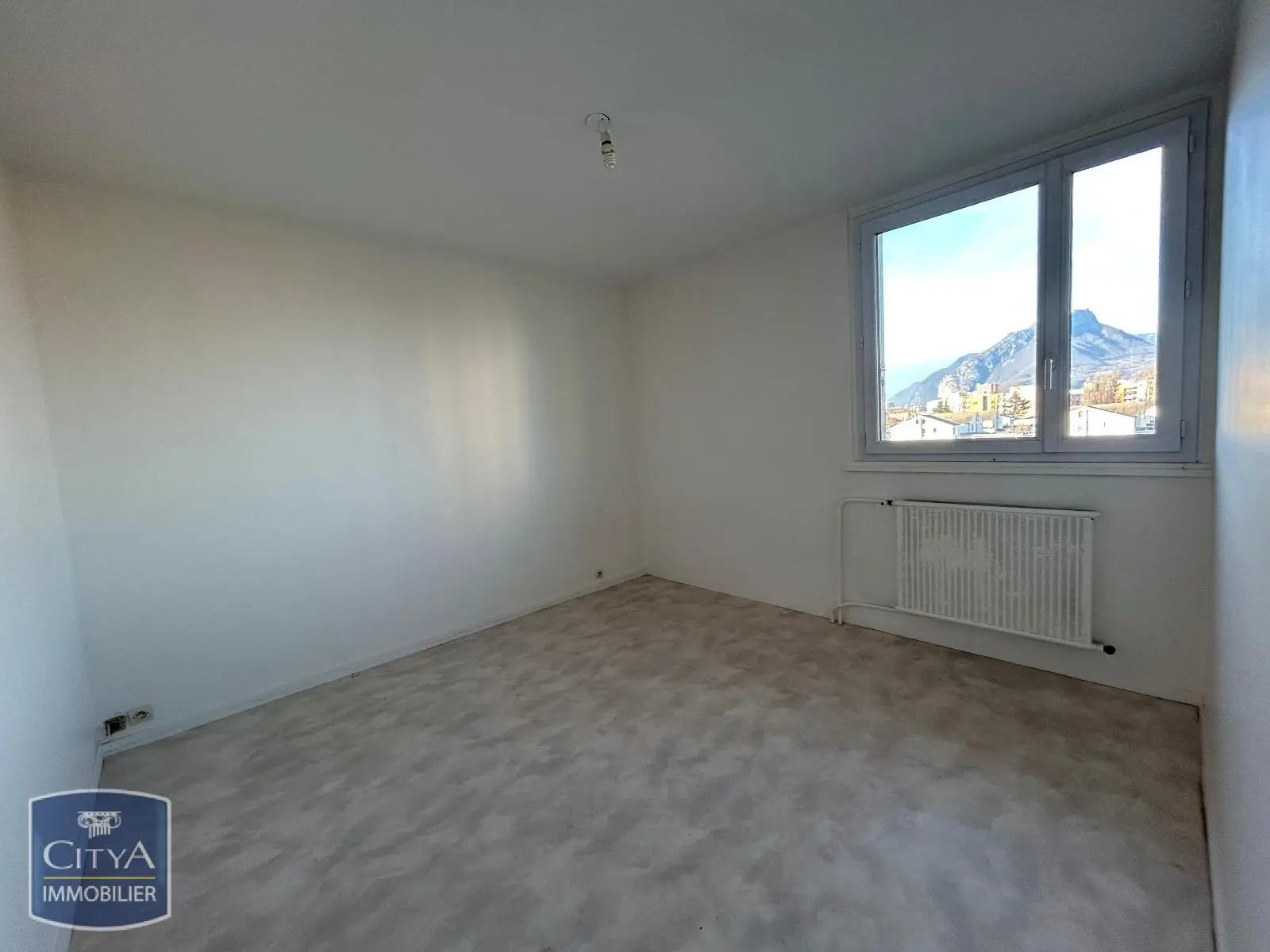 Photo 3 Appartement 4 pièces 76.82m²
