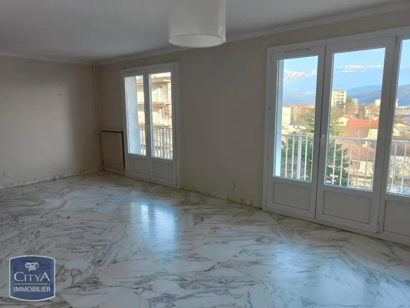 Photo 2 Appartement 3 pièces 83.77m²