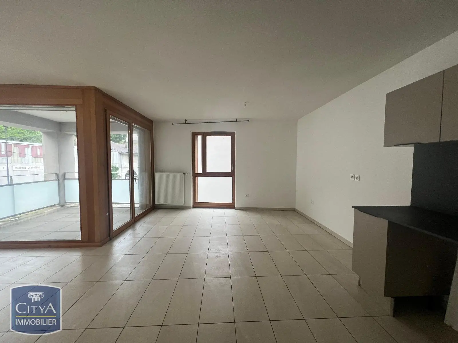 Photo 2 Appartement 4 pièces 82.59m²