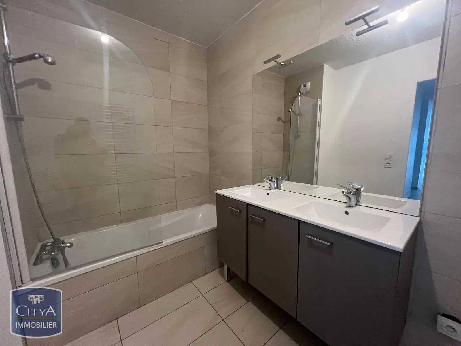 Photo 7 Appartement 4 pièces 82.59m²