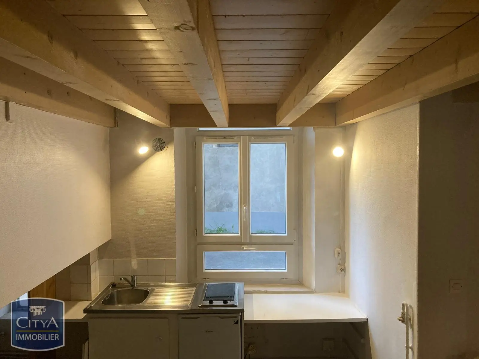 Photo 2 Appartement 1 pièce 28.74m²
