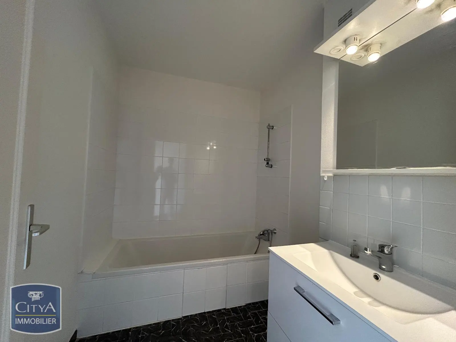 Photo 9 Appartement 3 pièces 74m²