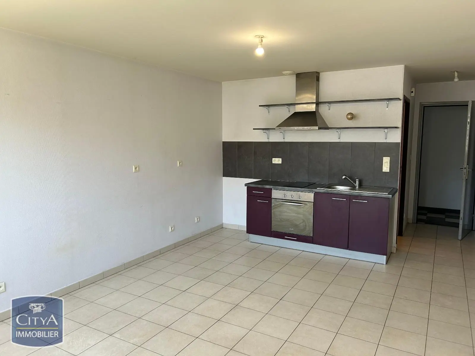 Photo 1 Appartement 1 pièce 27.53m²