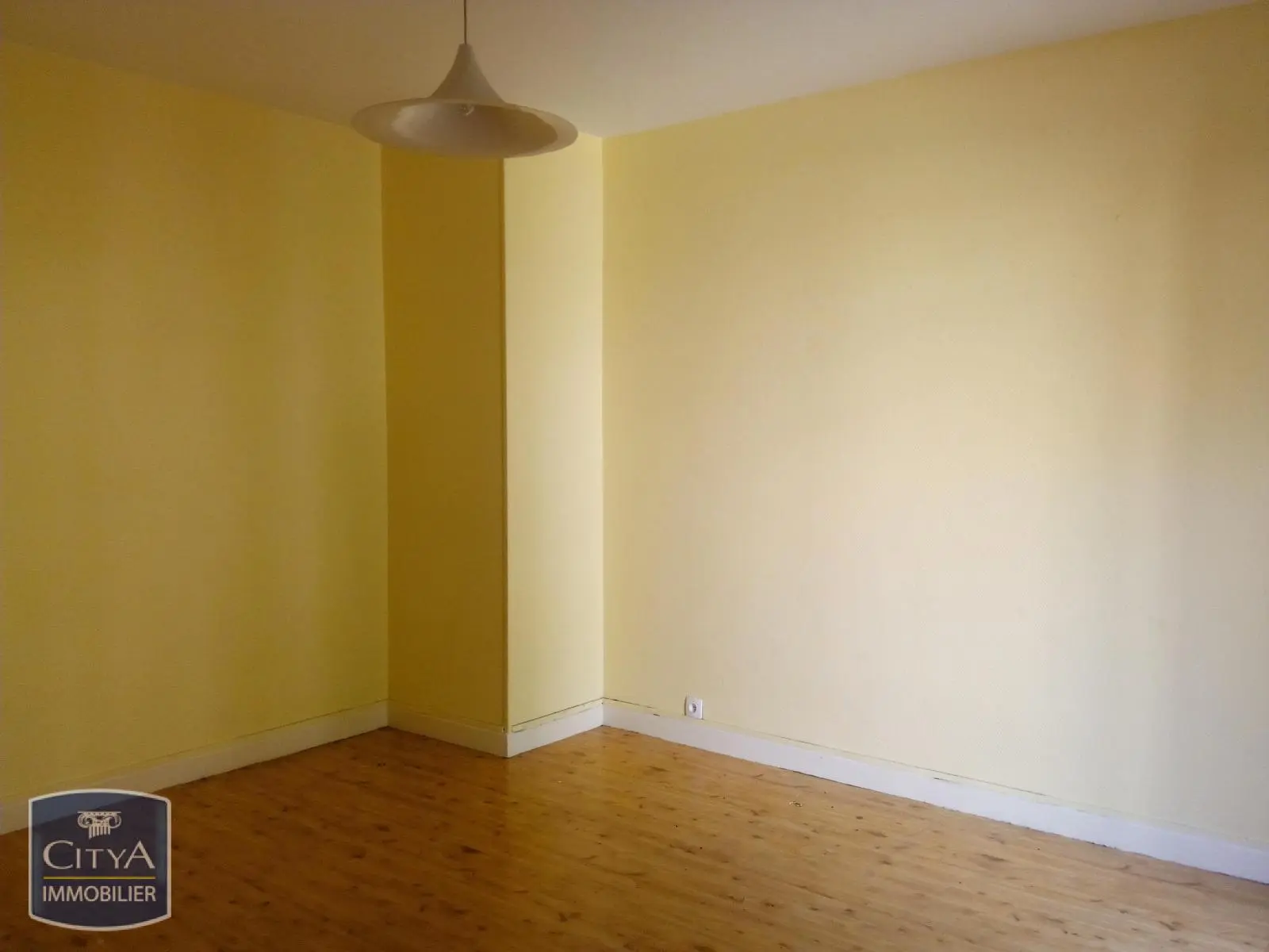 Photo 2 Appartement 1 pièce 22.8m²