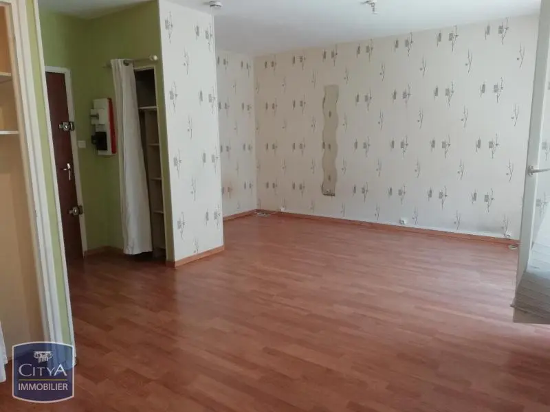 Photo 1 Appartement 1 pièce 29.66m²