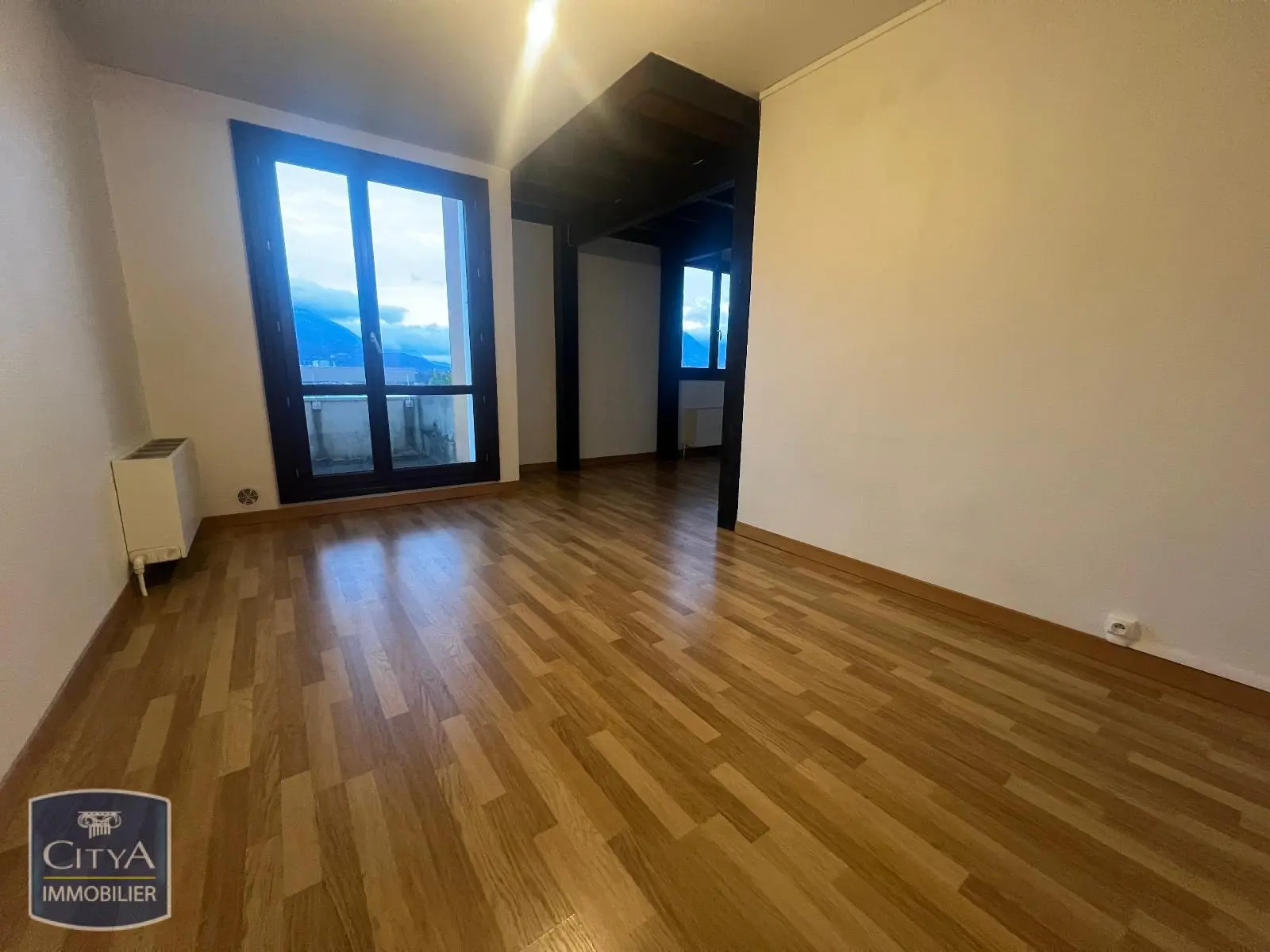 Photo 1 Appartement 1 pièce 35.32m²