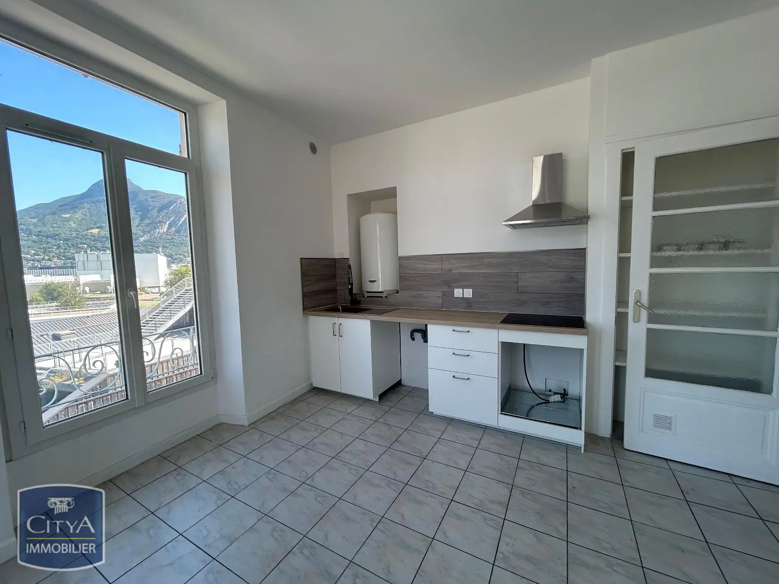 Photo 2 Appartement 2 pièces 55.79m²