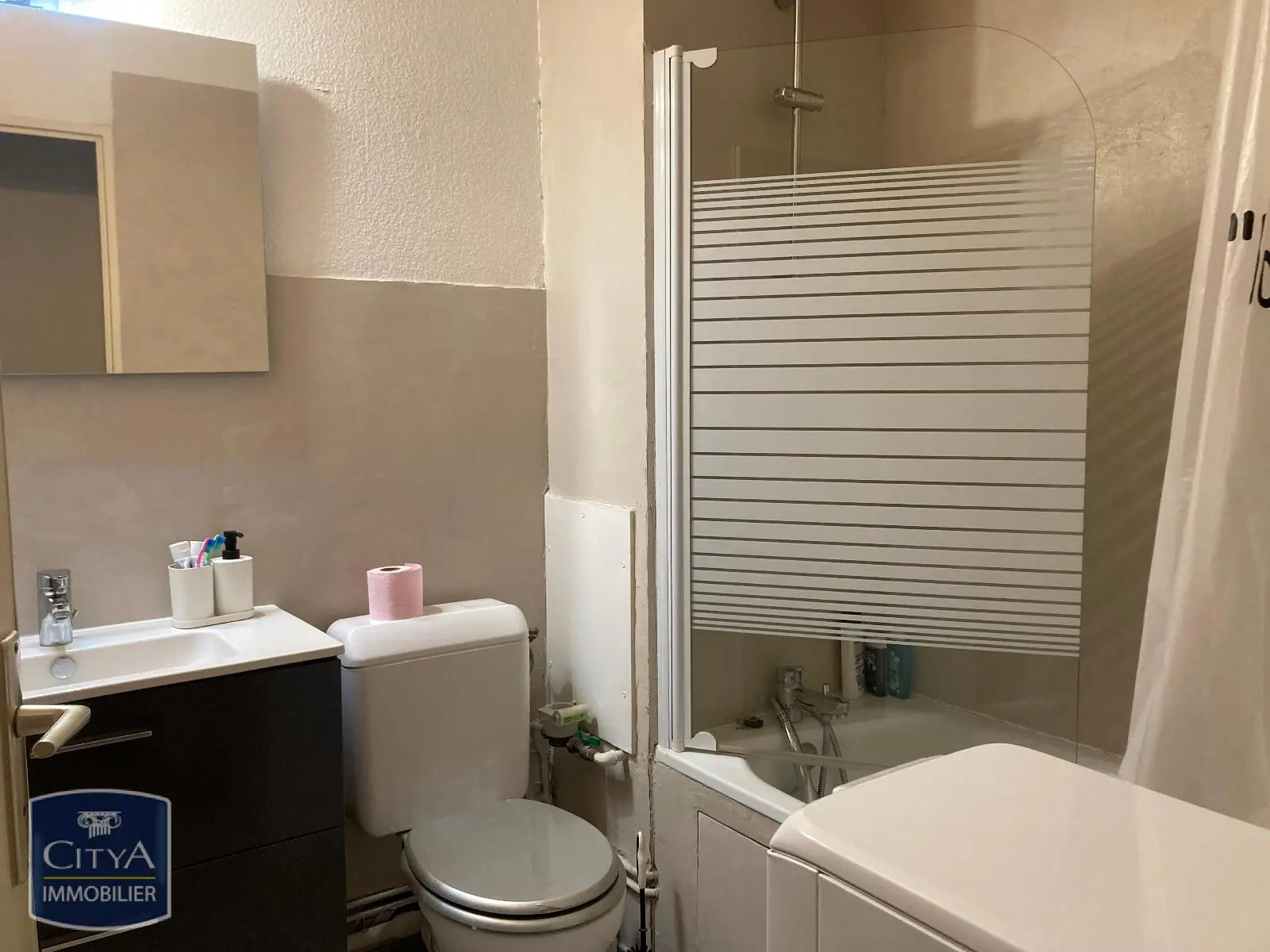 Photo 3 Appartement 1 pièce 23.68m²