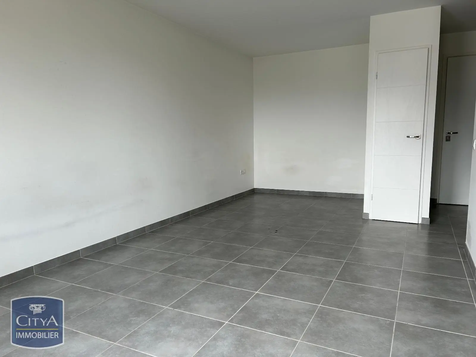 Photo 3 Appartement 1 pièce 35.27m²