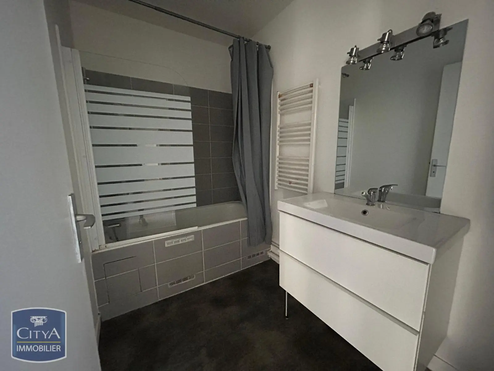 Photo 12 Appartement 5 pièces 94.02m²