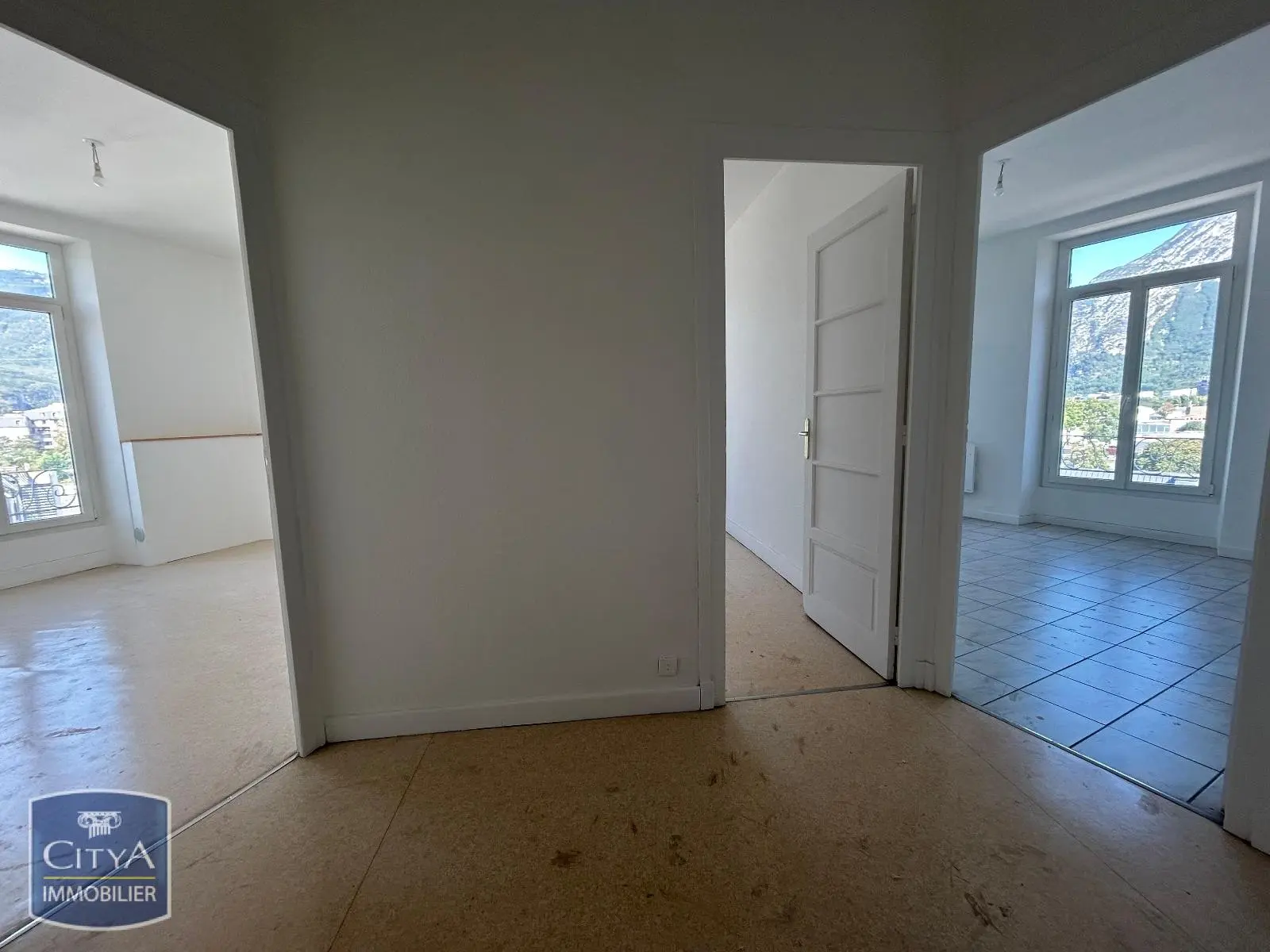 Photo 3 Appartement 2 pièces 55.79m²