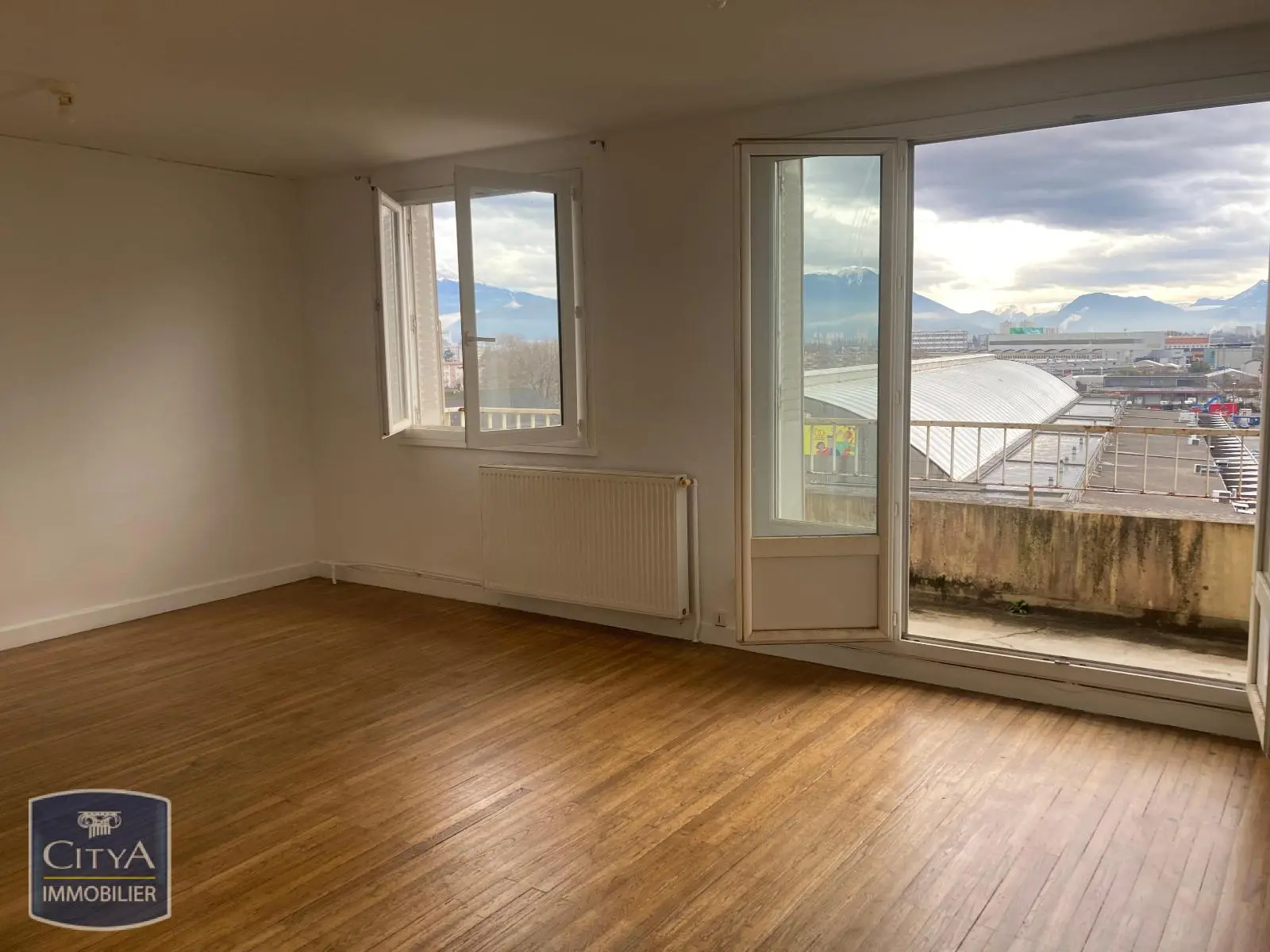 Photo 1 Appartement 2 pièces 55m²