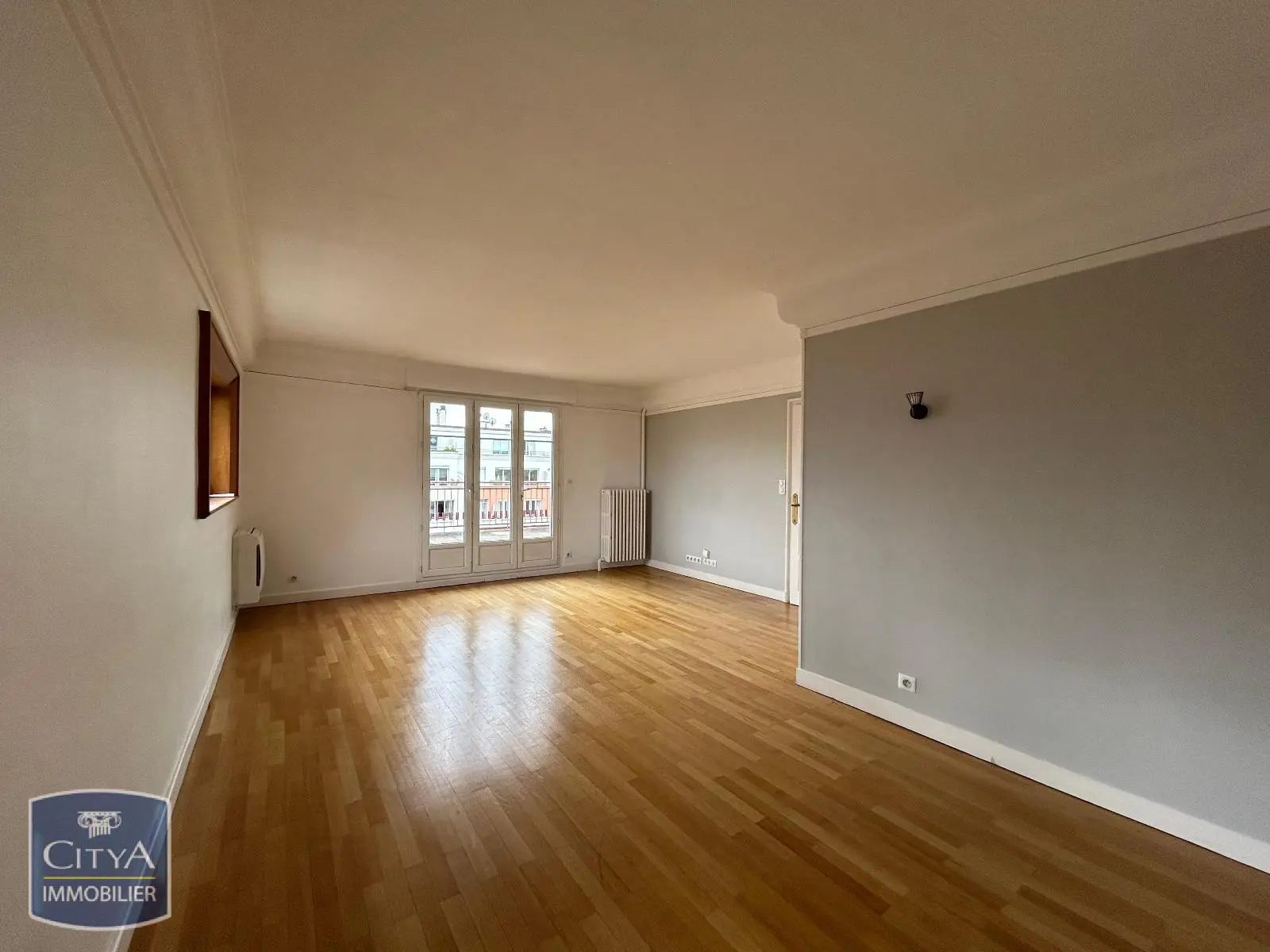 Photo 1 Appartement 4 pièces 110.56m²