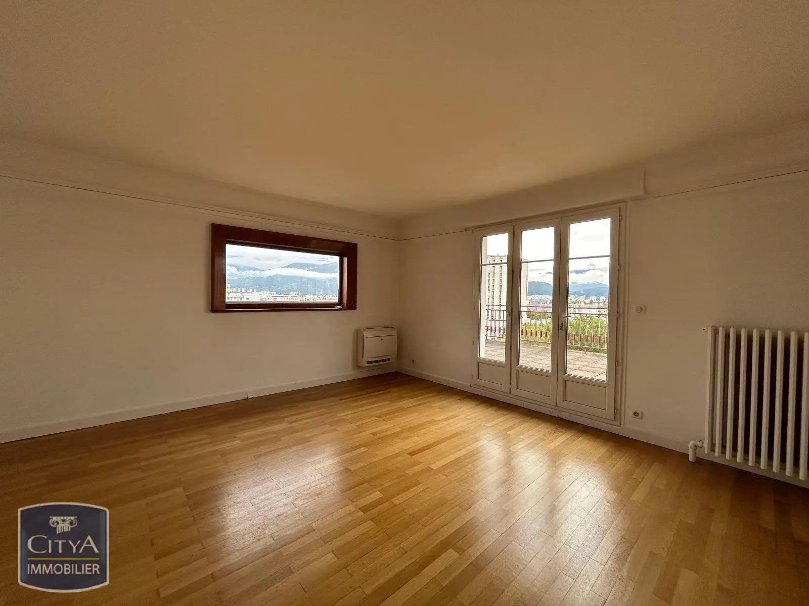 Photo 2 Appartement 4 pièces 110.56m²