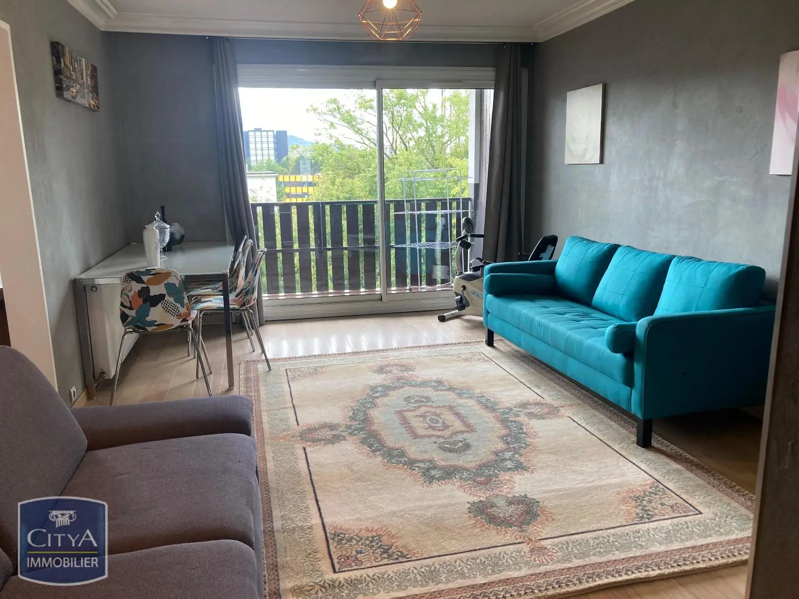 Photo Appartement 4 pièces 76.09m²