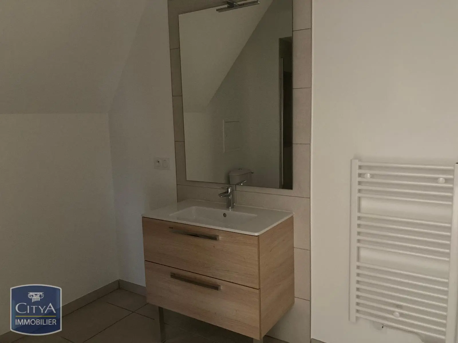 Photo 12 Appartement 1 pièce 77.63m²