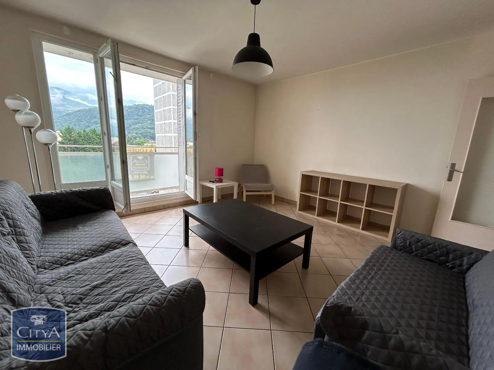 Photo 2 Appartement 4 pièces 75m²