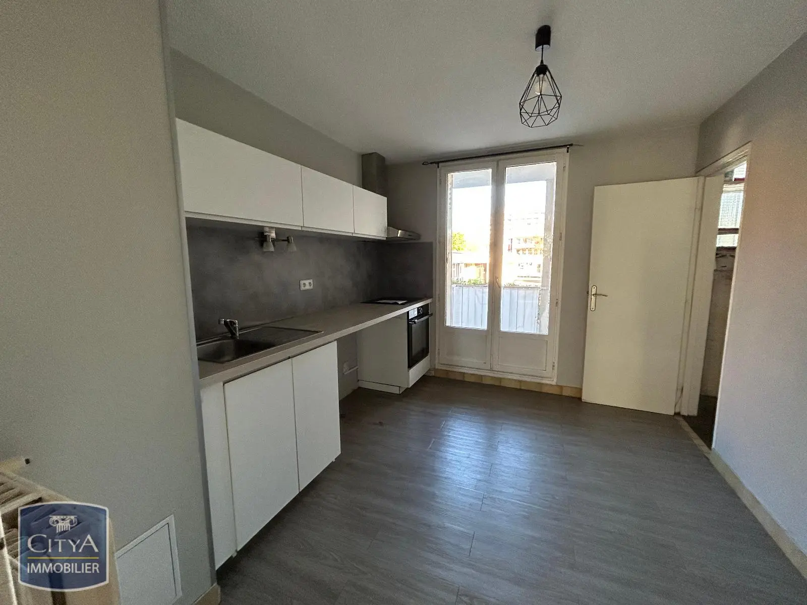 Photo 3 Appartement 5 pièces 94.02m²