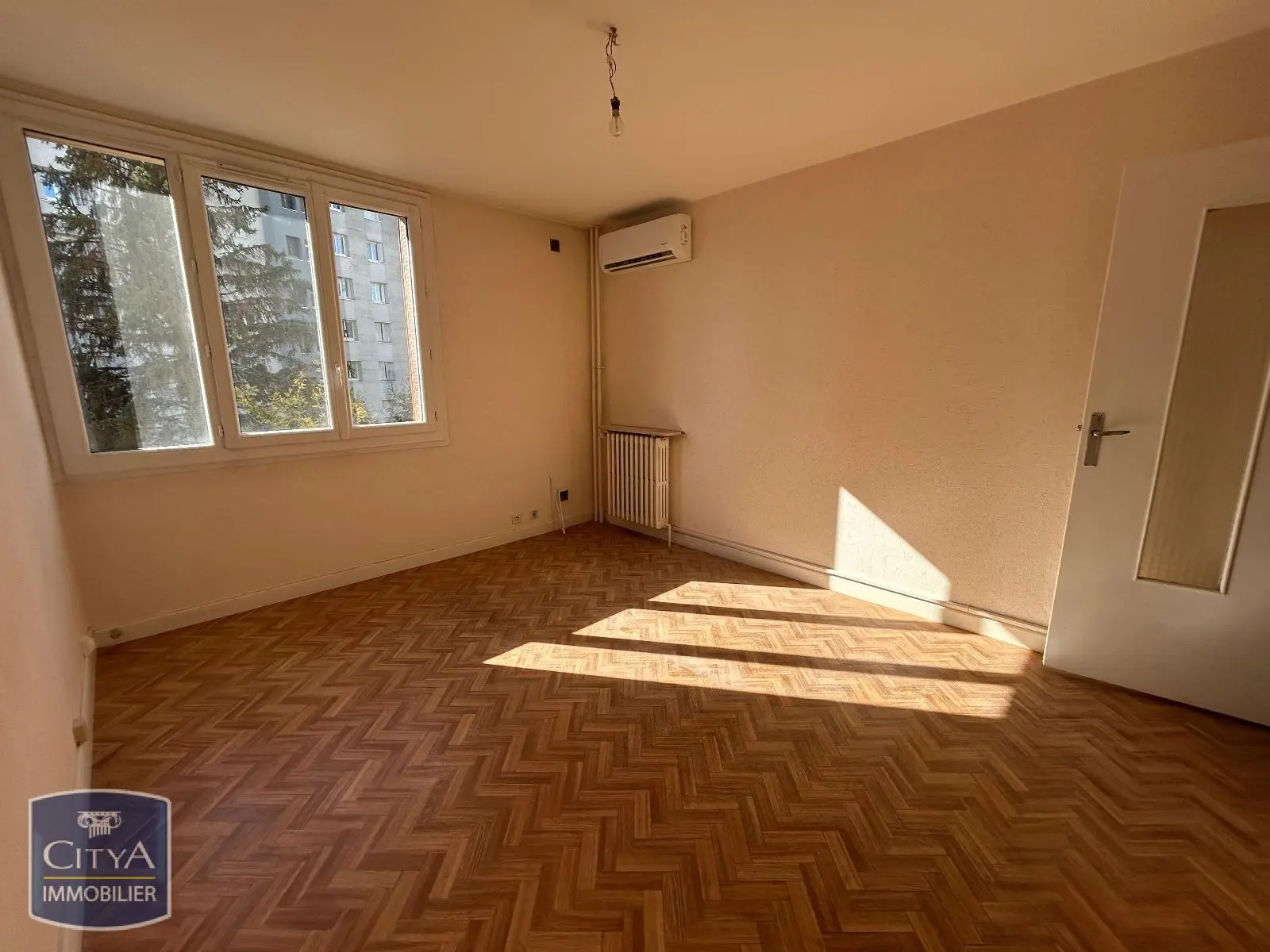 Photo 1 Appartement 2 pièces 40m²