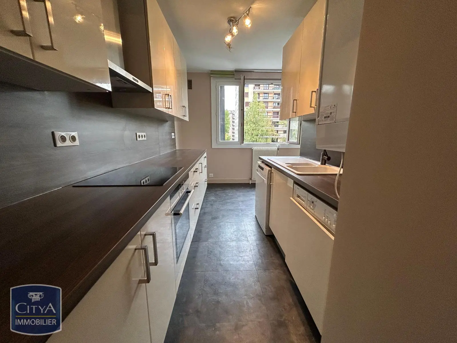 Photo 2 pour Appartement 3 pièces 71m² Photo 2 Appartement 3 pièces 71m²