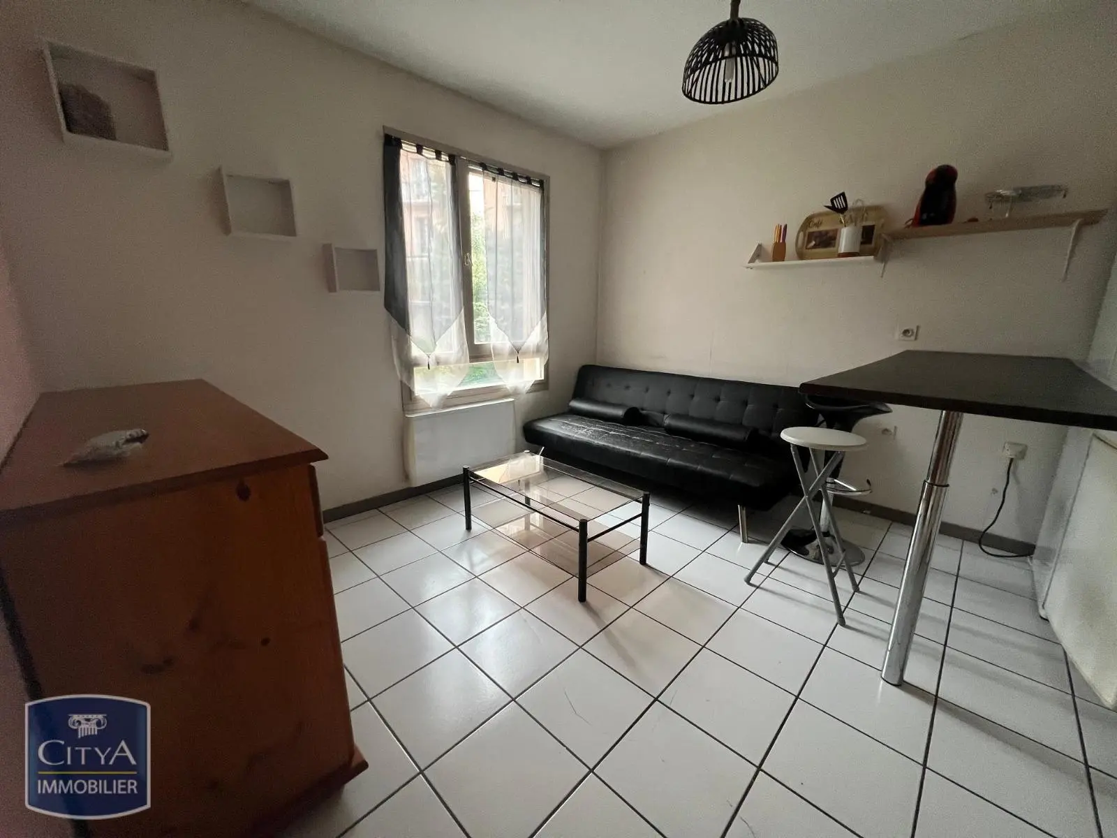 Photo 1 Appartement 1 pièce 34.24m²