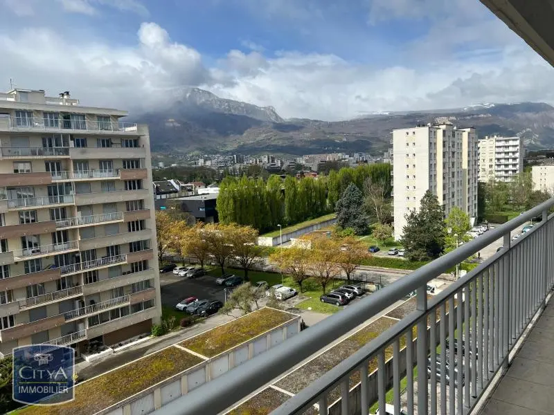 Photo Appartement 4 pièces 73.63m²