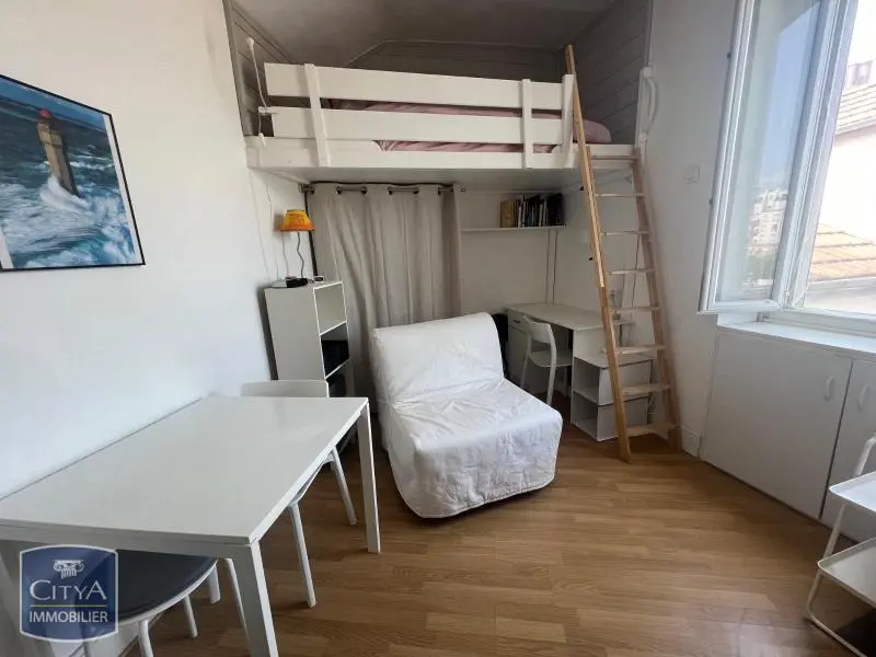 Photo 1 Appartement 1 pièce 15.48m²