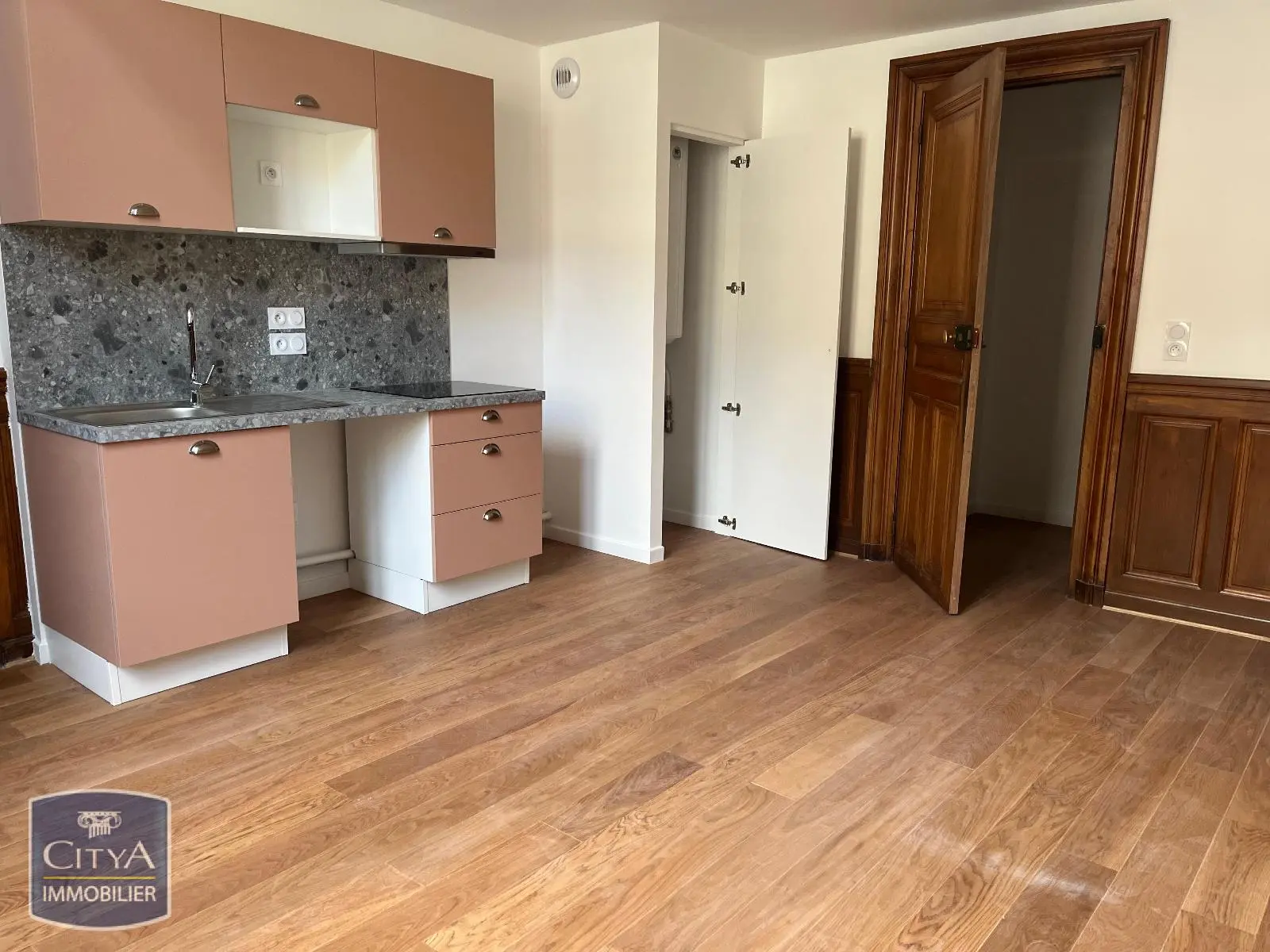 Photo 3 Appartement 2 pièces 85.86m²