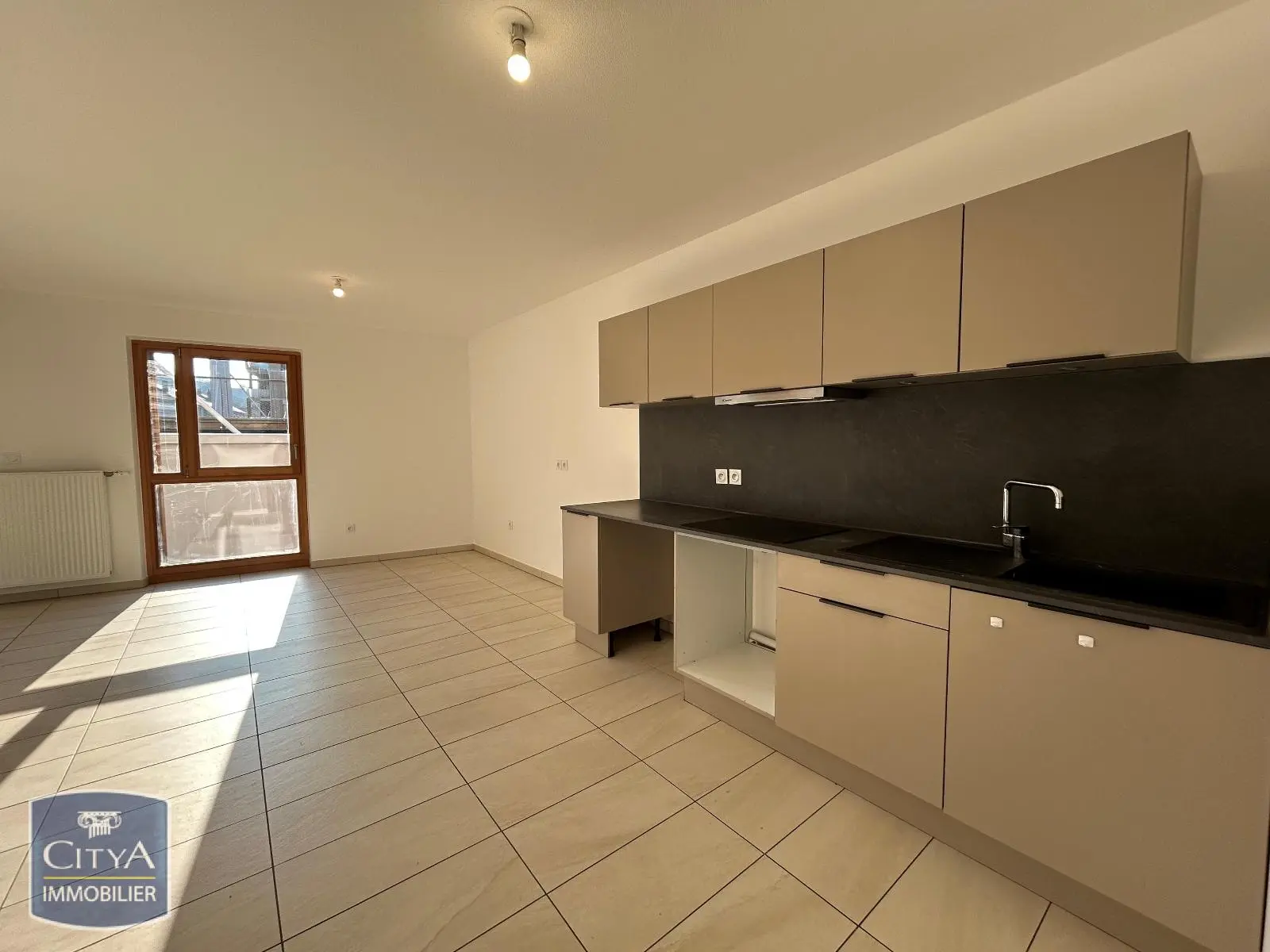 Photo 1 Appartement 4 pièces 82.59m²