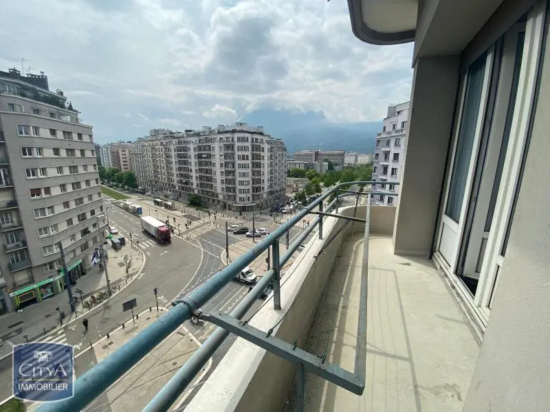 A LOUER T1 COURS JEAN JAURES GRENOBLE