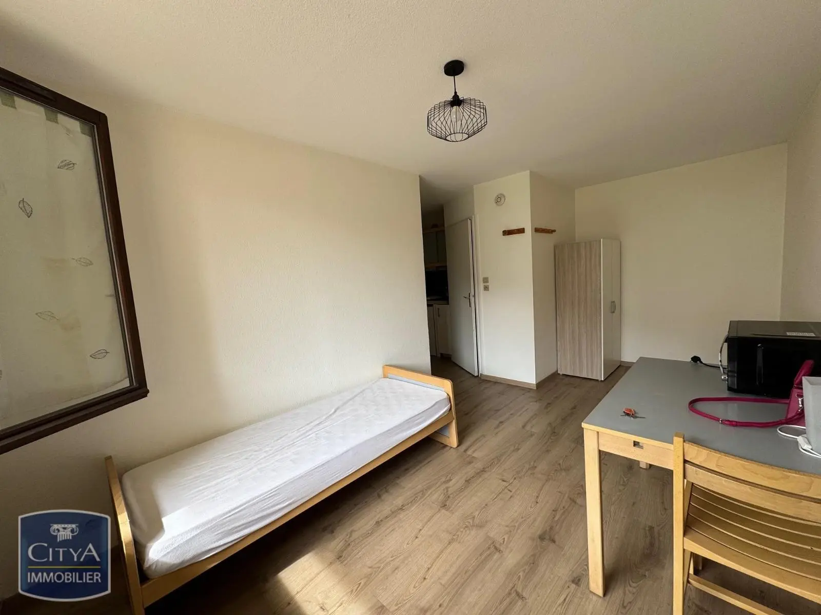 Photo 1 Appartement 1 pièce 18.31m²